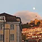 Entre O Carmo E A Trindade Апартаменти *